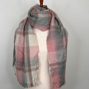 Manhattan Scarf Company Pink & Grey Plaid Scarf NWT